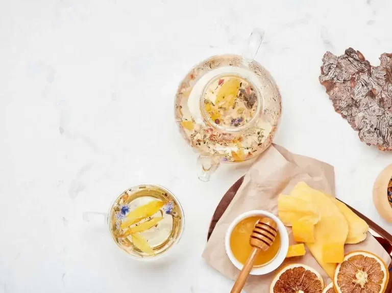 holistyczne podejście do jedzenia jedzenie na stole estetyczne